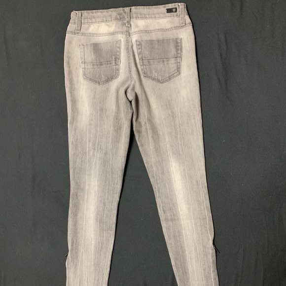 Jessica Simpson Tube Jeans - Picture 3 of 6